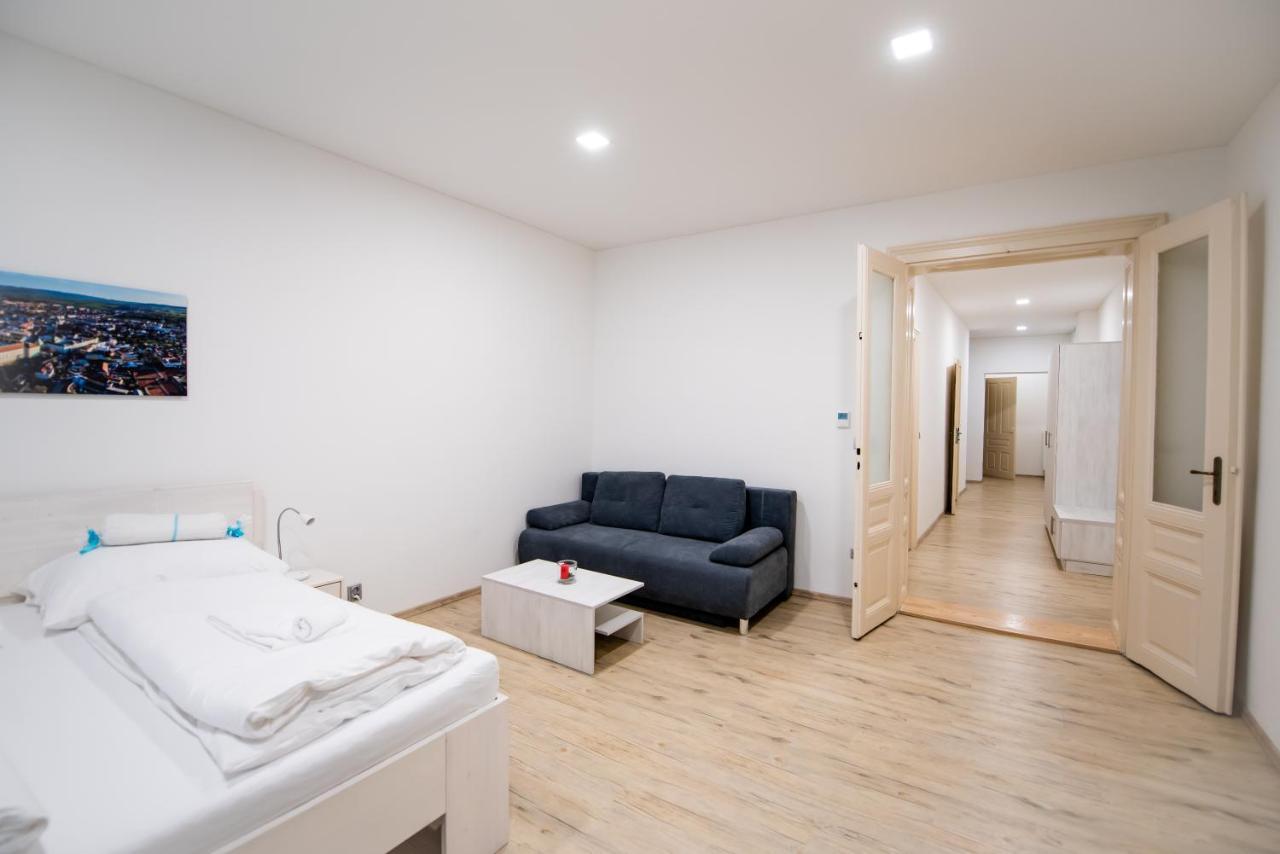 Apartmany Velke Namesti Кромержиж Екстер'єр фото
