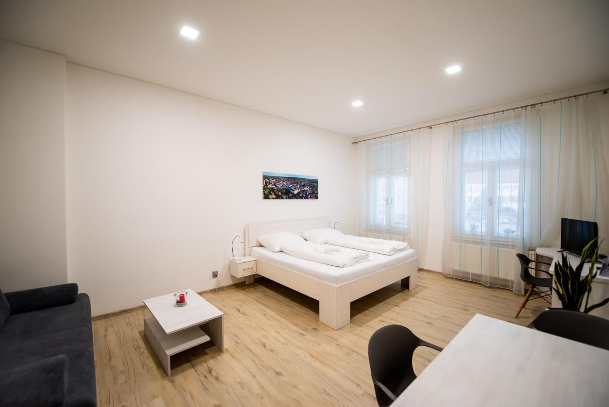 Apartmany Velke Namesti Кромержиж Екстер'єр фото